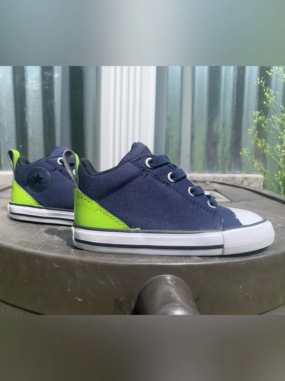 Converse Kids Navy and Neon Green Mid-Top Canvas Sneakers size 9 toddler